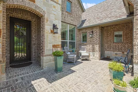 801 Treeline Dr, Argyle, TX 76226 photo 3
