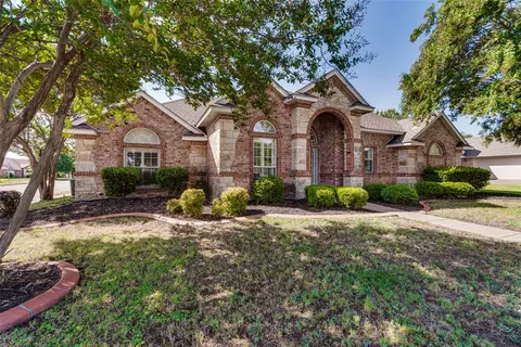 718 Mcmurry, Waxahachie, TX 75165