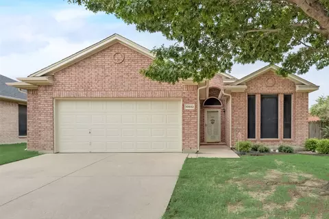10652 Fossil Hill Dr, Fort Worth, TX 76131