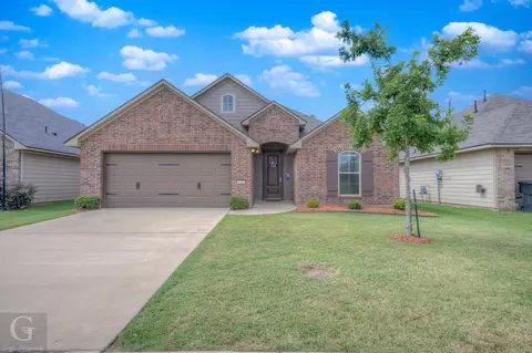 180 Cullom Dr, Bossier City, LA 71112