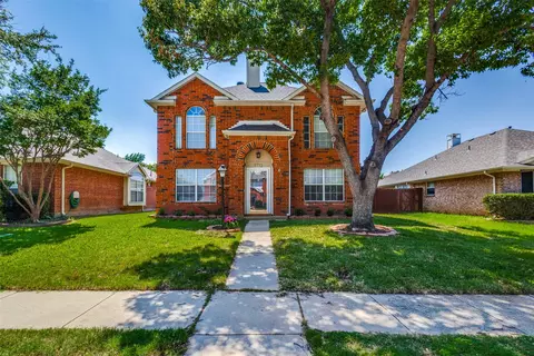 1712 Creekpoint Dr, Lewisville, TX 75067