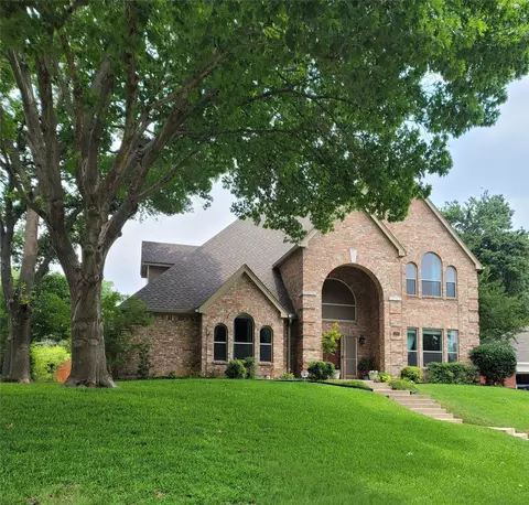 3718 W Verde Woods St, Grand Prairie, TX 75052