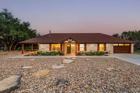 780 Lighthouse Dr, Bluff Dale, TX 76433