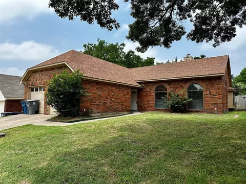 6439 Royal Cedar Dr, Dallas, TX 75236
