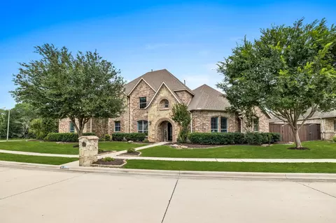 8020 Derby Run Dr, North Richland Hills, TX 76182