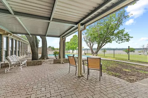 6509 Lakeshore Ct, Rowlett, TX 75089