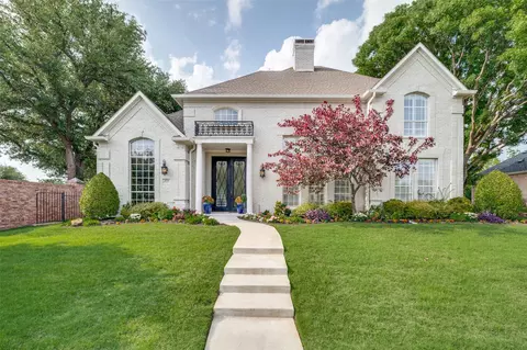 4525 Briar Hollow Dr, Plano, TX 75093