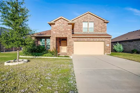 1822 Creekwood Dr, Cleburne, TX 76033