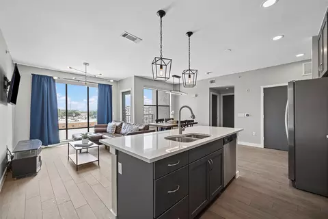 5609 Smu Blvd #513, Dallas, TX 75206