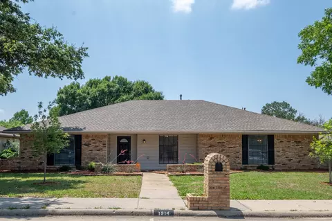 1914 Ruidoso Run, Lewisville, TX 75077