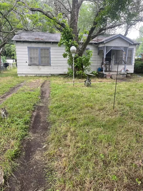 316 S Acres Dr, Dallas, TX 75217