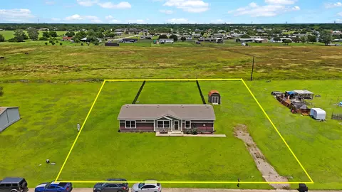 236 Hearne Ln, Red Oak, TX 75154