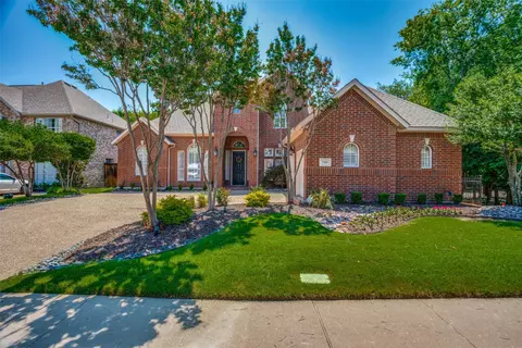 709 Hackberry Ridge Dr, Mckinney, TX 75072