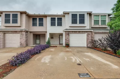 3963 Seaside Ct, Euless, TX 76040 photo 3