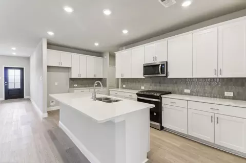 6745 Iron Oak Rd, Fort Worth, TX 76123