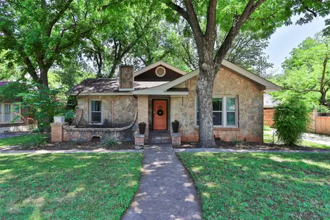 909 Elmwood Dr, Abilene, TX 79605