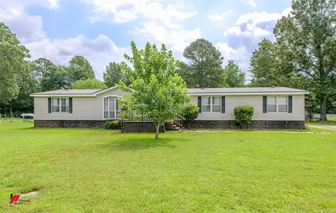 208 Bent Oak Dr, Stonewall, LA 71078