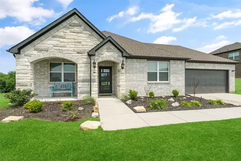 420 Cedar Elm Ln, Nevada, TX 75173