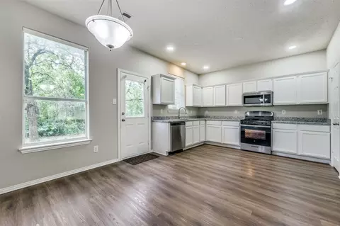 927 Oakland Dr, Irving, TX 75060