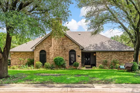6809 Winding Rose Trl, Dallas, TX 75252