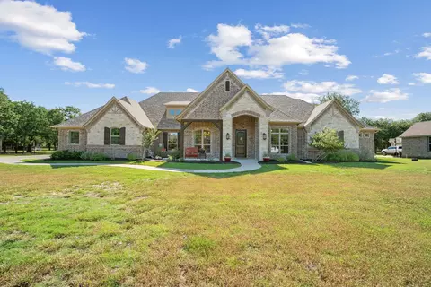 341 Sugartree Cir, Lipan, TX 76462