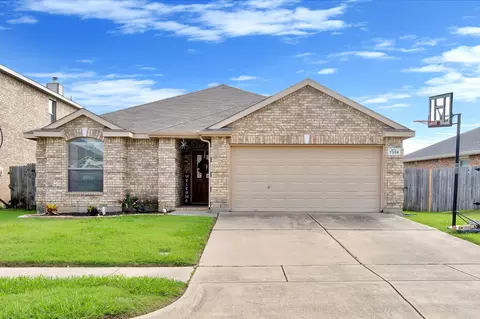 7308 Lake Front Trl, Arlington, TX 76002
