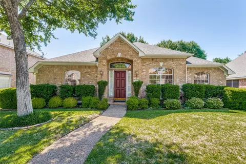 5610 Harbor Town Dr, Garland, TX 75044
