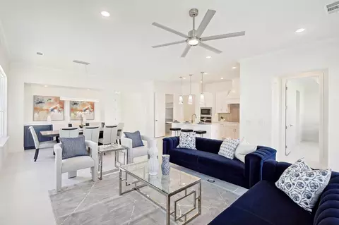 8409 Perimeter St #6-2, Denton, TX 76207