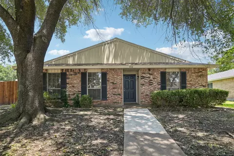 4510 Tarry Dr, Garland, TX 75043