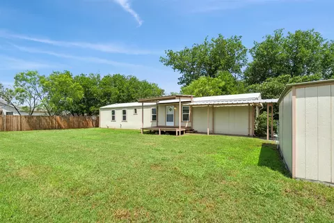 5702 Belaire Cir, Granbury, TX 76048