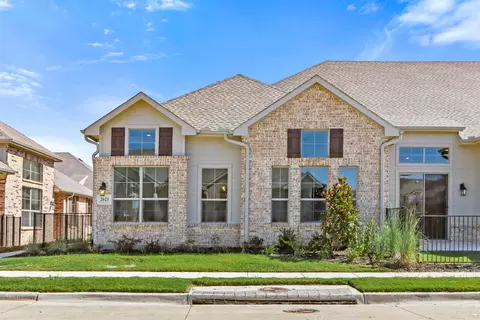 2621 Chablis Dr, Grand Prairie, TX 75054