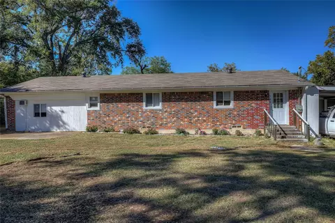 208 Miller St, Mount Vernon, TX 75457