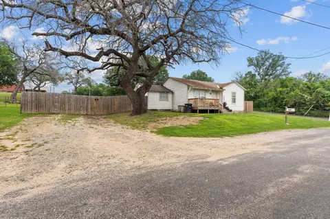602 Duke St, Weatherford, TX 76086