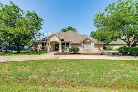 6106 Belvidere Cir, Granbury, TX 76049
