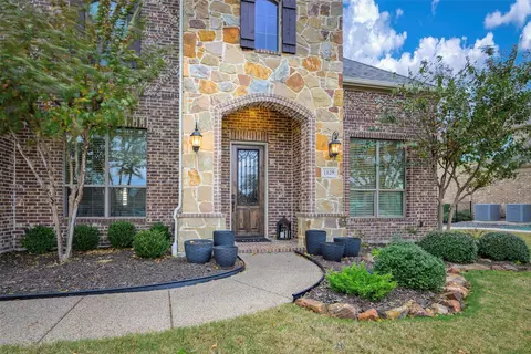 1829 Turtle Creek Ln, Gunter, TX 75058