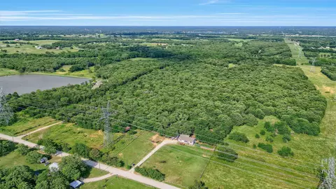 1202 Clark Rd, Gainesville, TX 76240