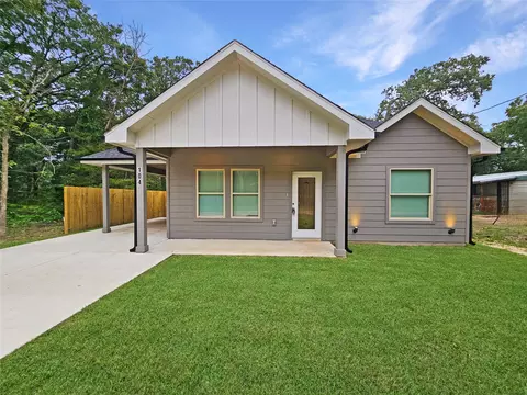 104 Ute Trl, Mabank, TX 75156