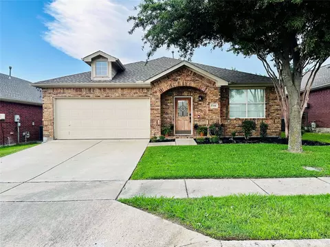 5306 Smithfield Ct, Sachse, TX 75048