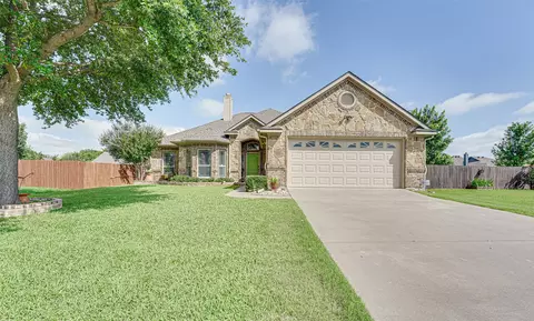 1504 Pacific Ave, Ennis, TX 75119