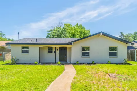 1610 Yukon Dr, Garland, TX 75040