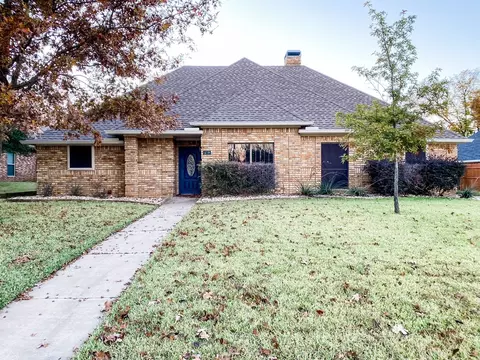 7 Edgemere Dr, Trophy Club, TX 76262
