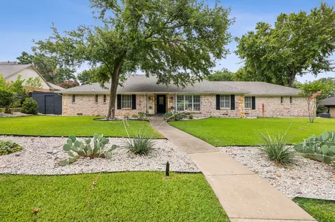 7322 Oakbluff Dr, Dallas, TX 75254