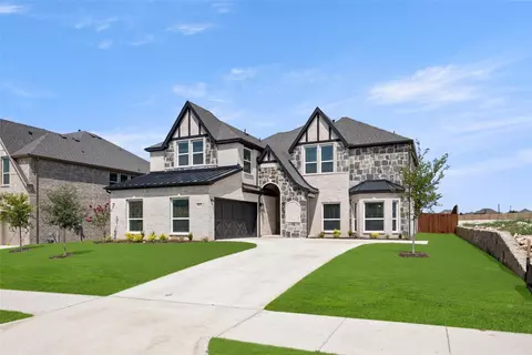 1822 River Hills Ct, Midlothian, TX 76065