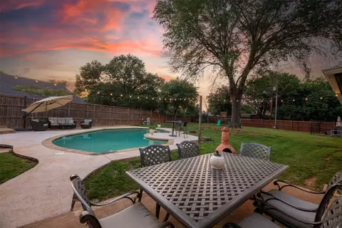 642 Medina Dr, Highland Village, TX 75077