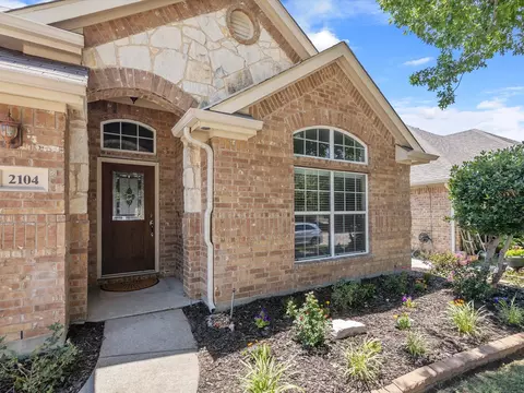 2104 Scott Creek Dr, Little Elm, TX 75068