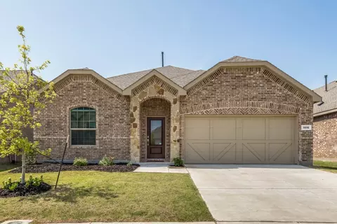5916 Pensby Dr, Aubrey, TX 76227