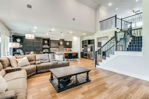 4032 Yellow Jasmine Ln, Heath, TX 75126