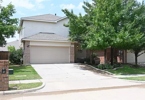 11913 Brown Fox Dr, Fort Worth, TX 76244
