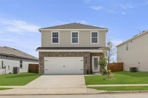 120 Waterhouse Lake Dr, Anna, TX 75409