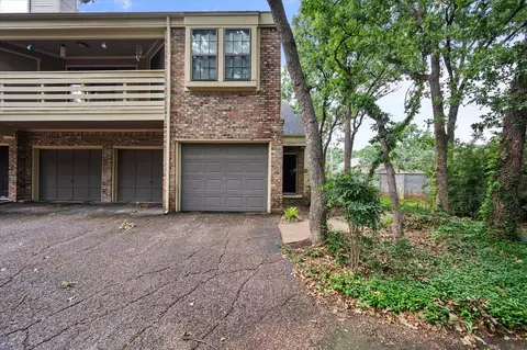 4524 Forestgate Dr, Arlington, TX 76017